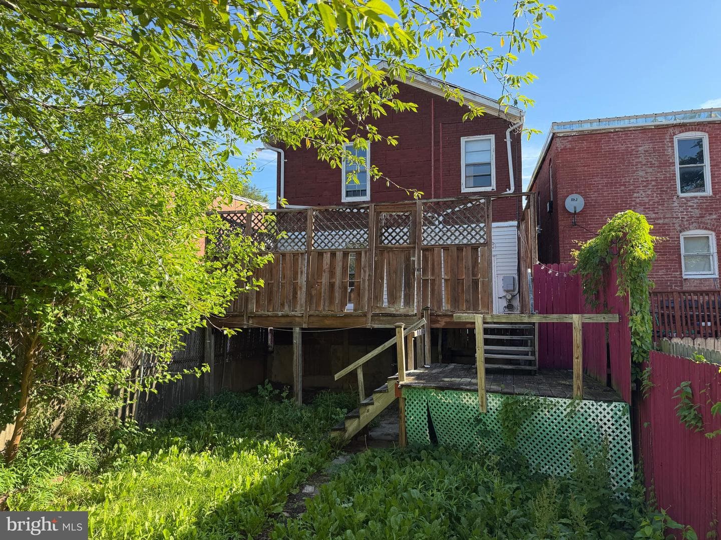 436 Columbia Street photo 3