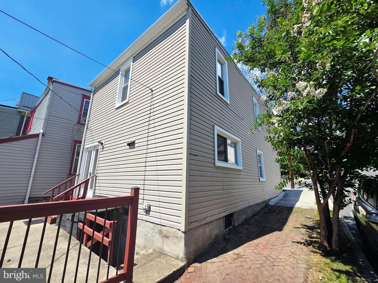 229 Carroll Street photo 26