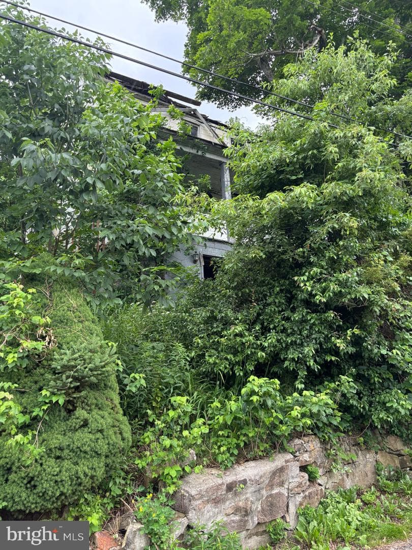 13 Dudley St, Lonaconing