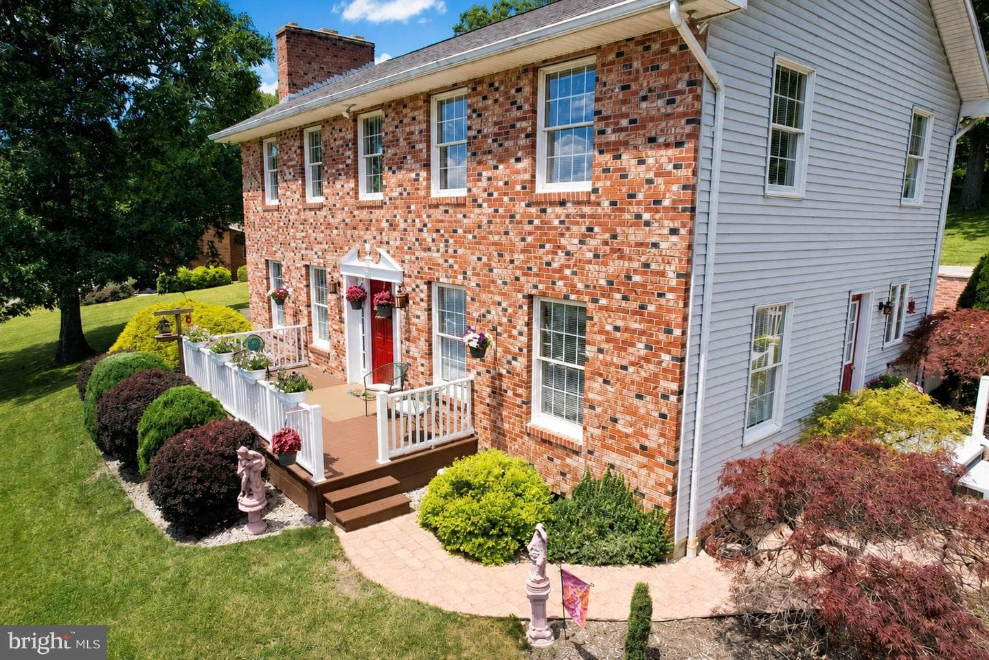 116 Kelley Avenue photo 3