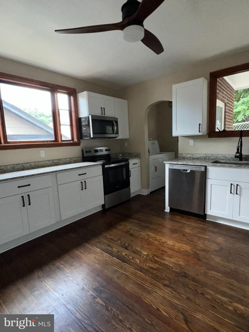307 Helen Street photo 11