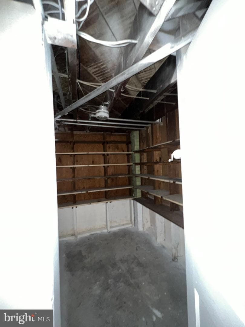 307 Helen Street photo 18