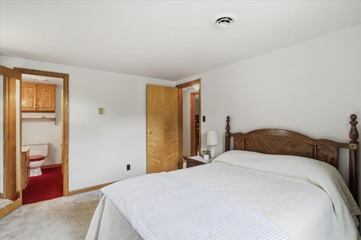 14105 Royal Oak Drive SW photo 14