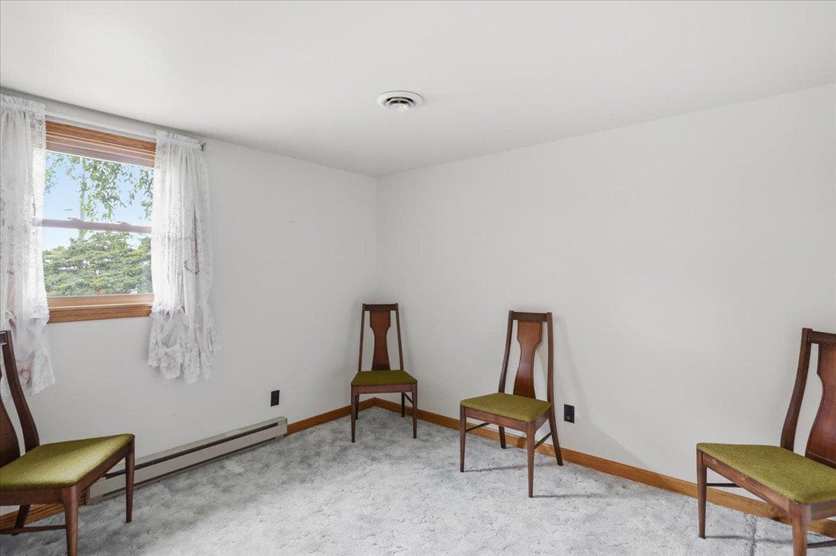 14105 Royal Oak Drive SW photo 21