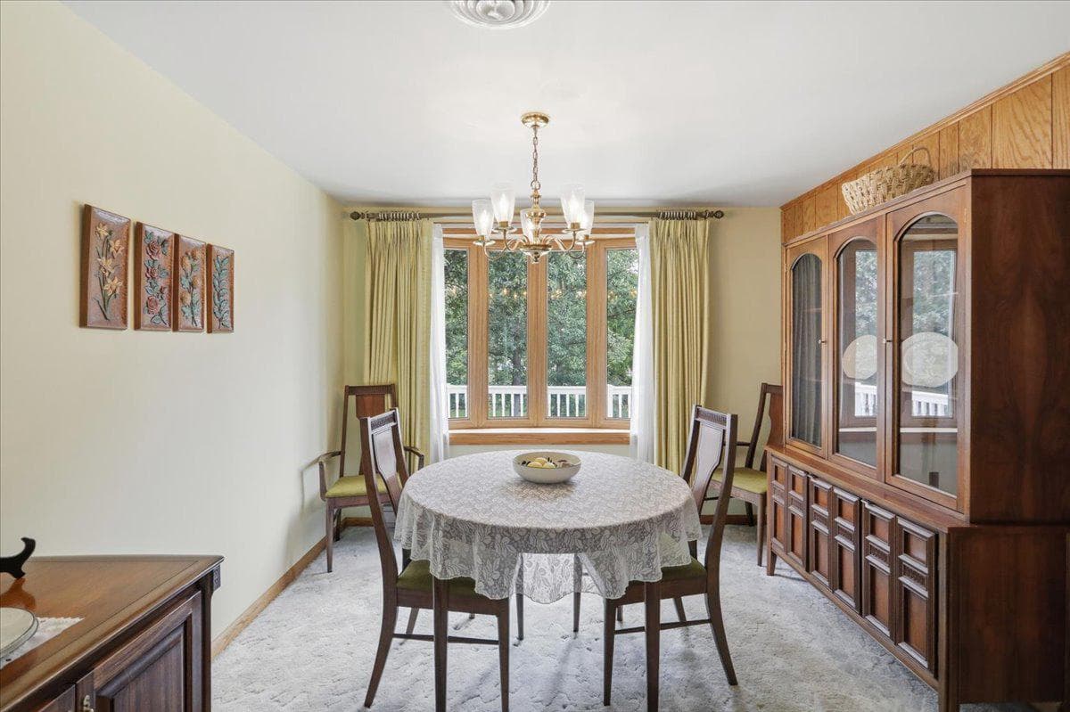 14105 Royal Oak Drive SW photo 8