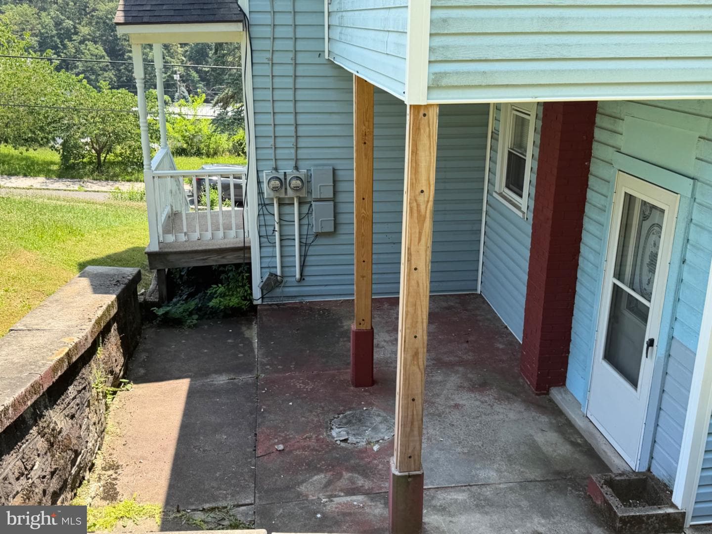 920 Bedford St photo 18