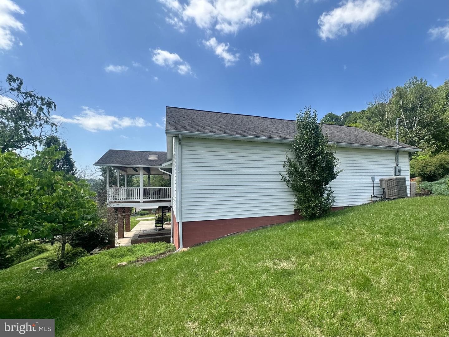 922 Dolly Terrace photo 59