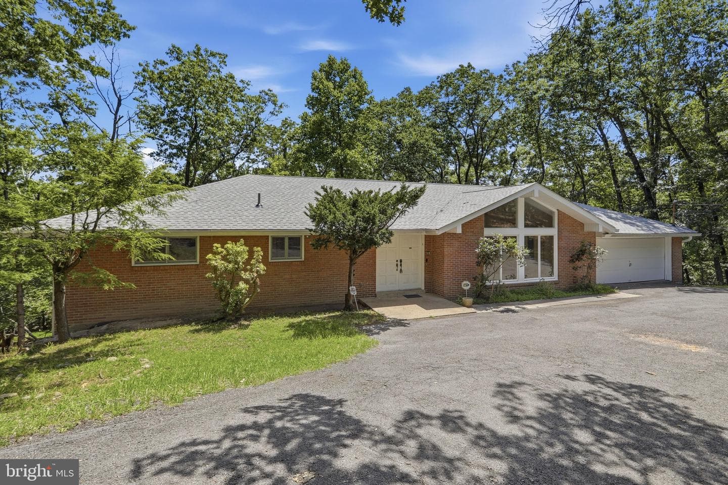 935 Dingle Park Drive, Cumberland