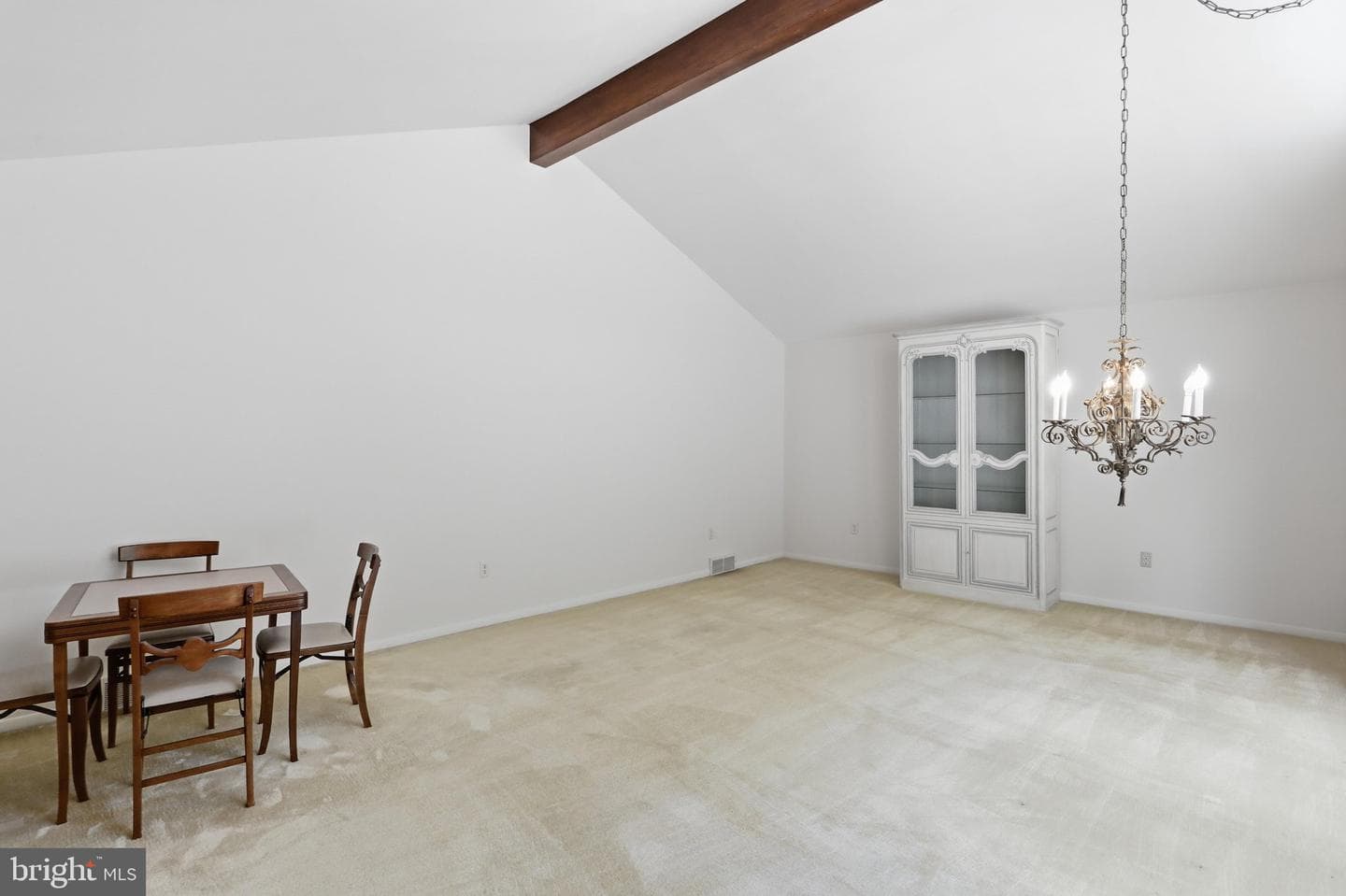 935 Dingle Park Drive photo 8