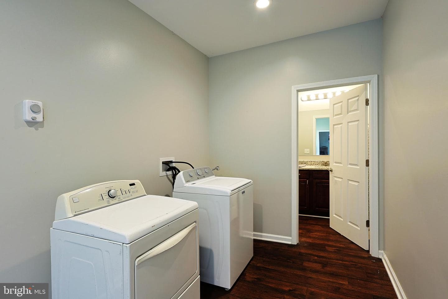 93 Candlewick Court photo 32