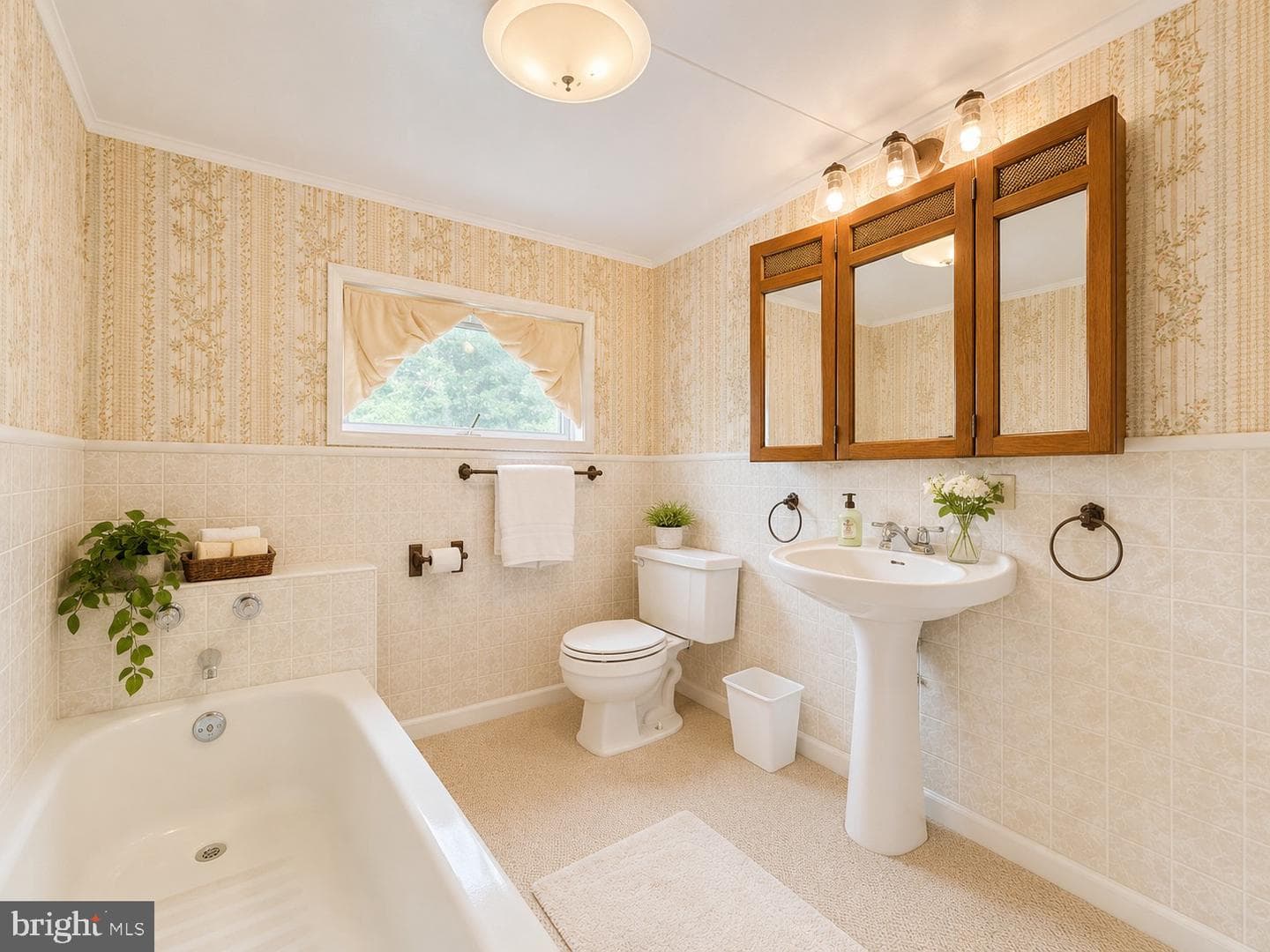 124 Riordan Road photo 24