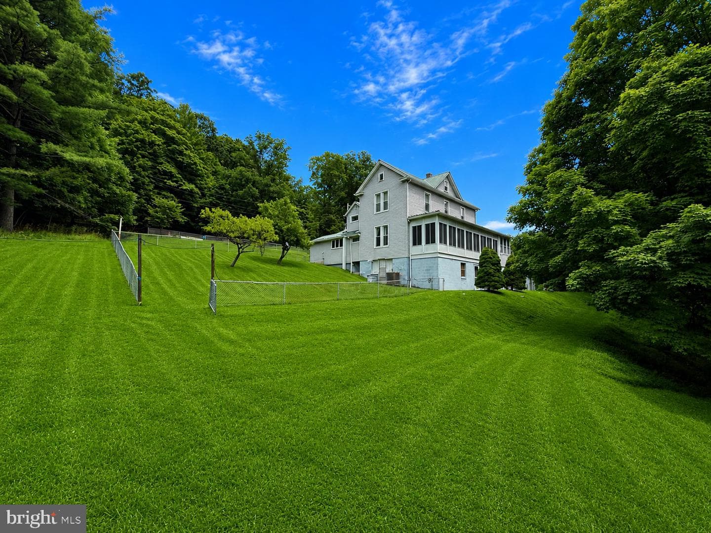 124 Riordan Road photo 43