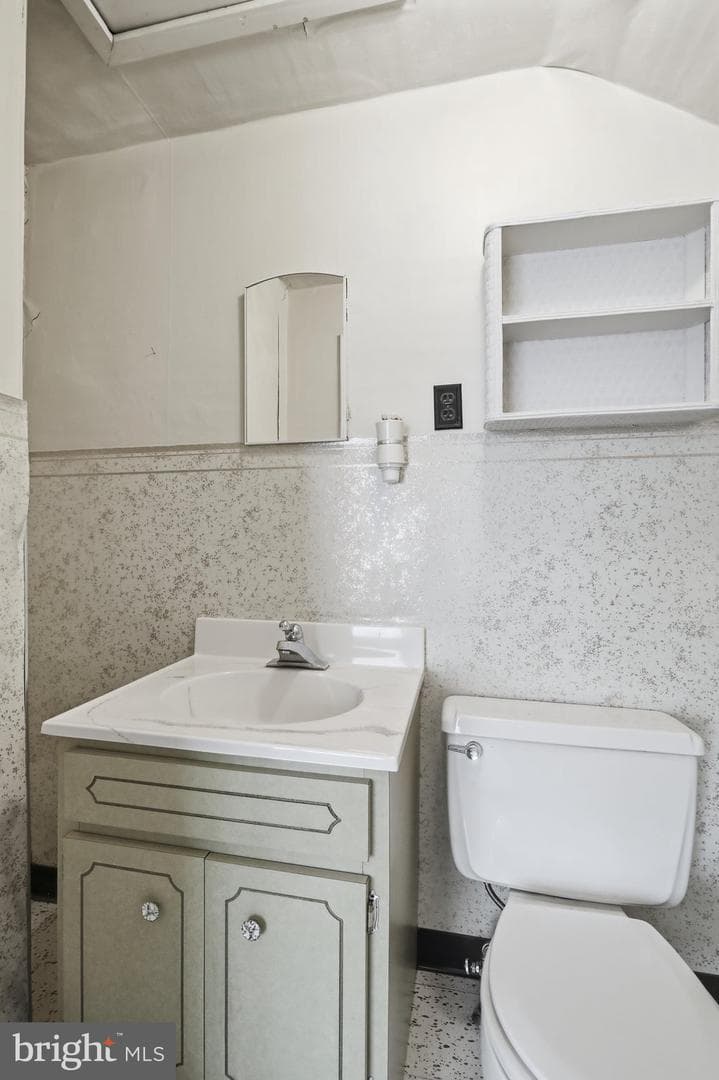 86 Oak Street photo 26