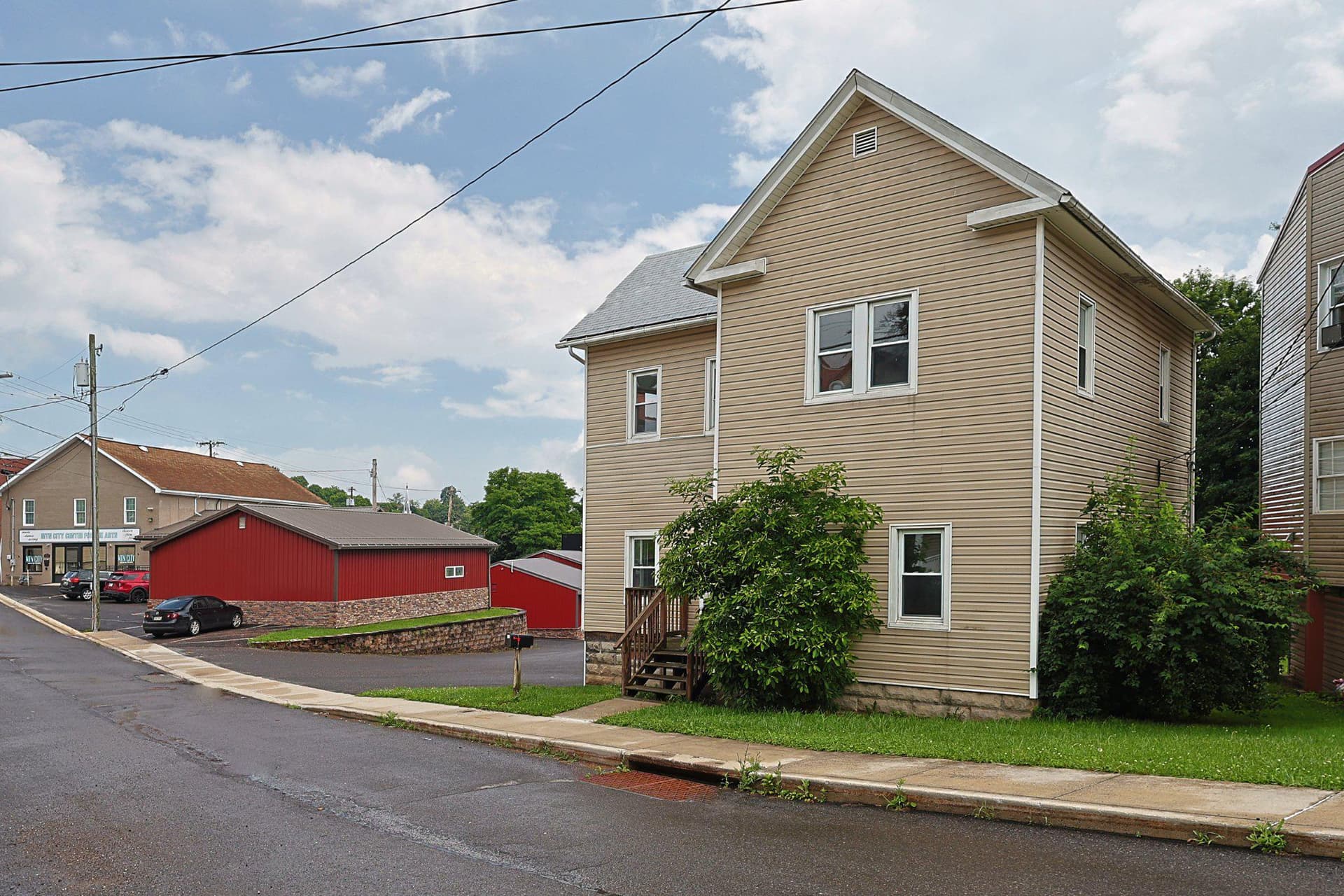 34 Maple Street, Frostburg