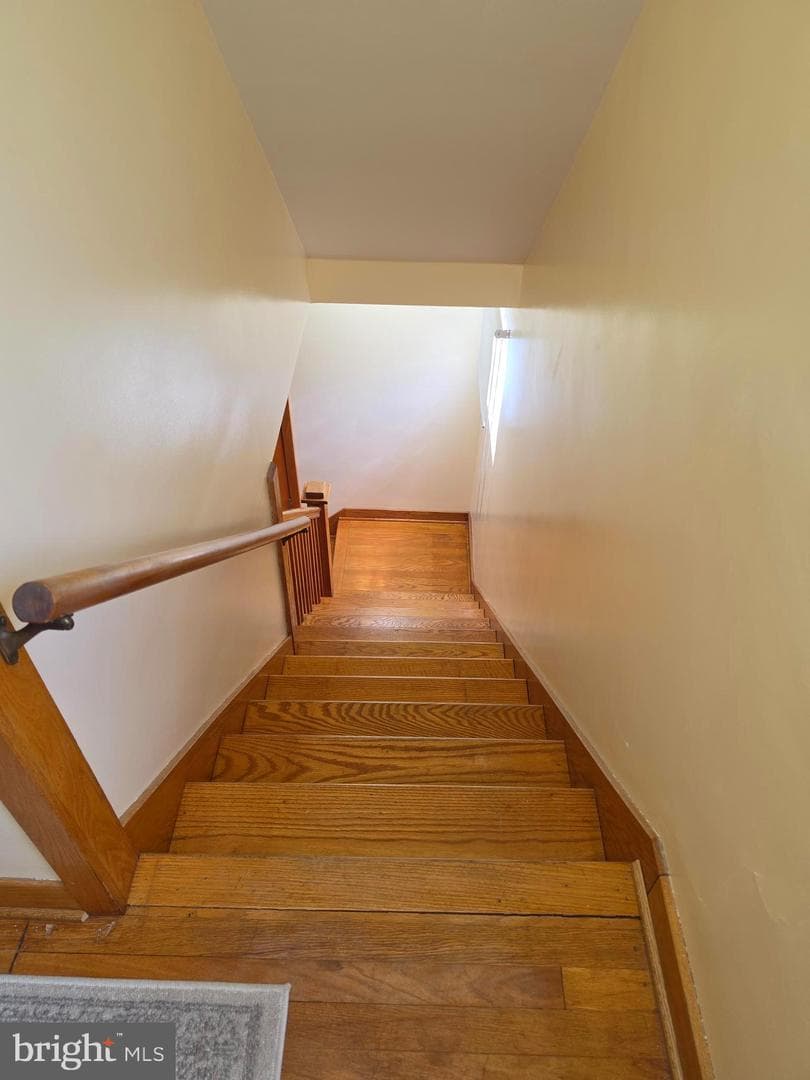 12405 Bedford Road NE photo 18