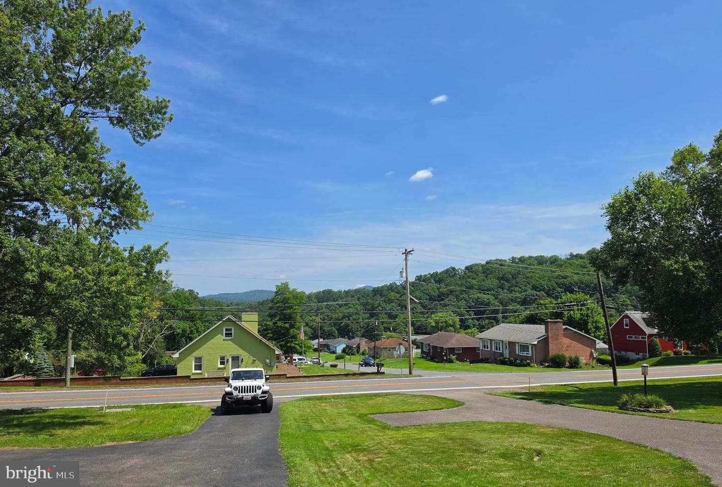 12405 Bedford Road NE photo 33