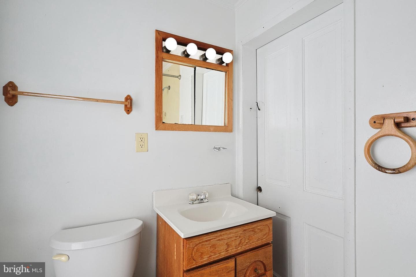 129 Bowery Street photo 24