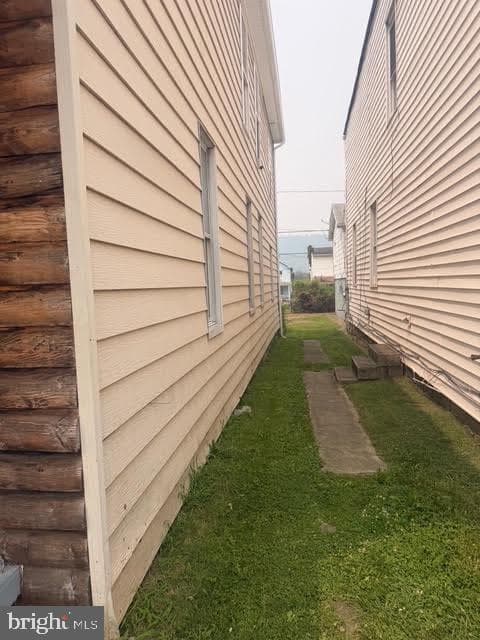 319 Grand Avenue photo 10