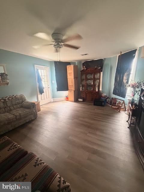 319 Grand Avenue photo 17