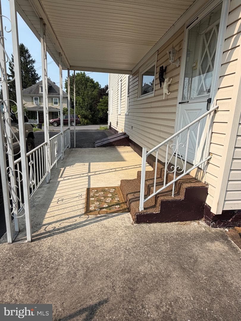 100 Mount Pleasant Street photo 59