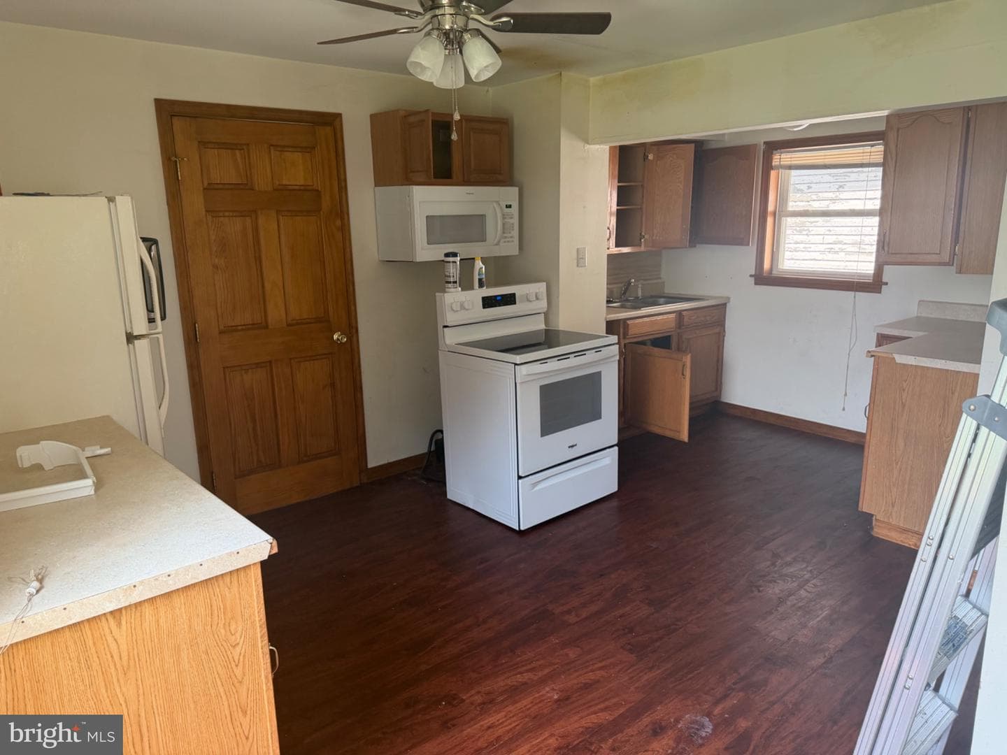 313 S Cedar Street photo 5