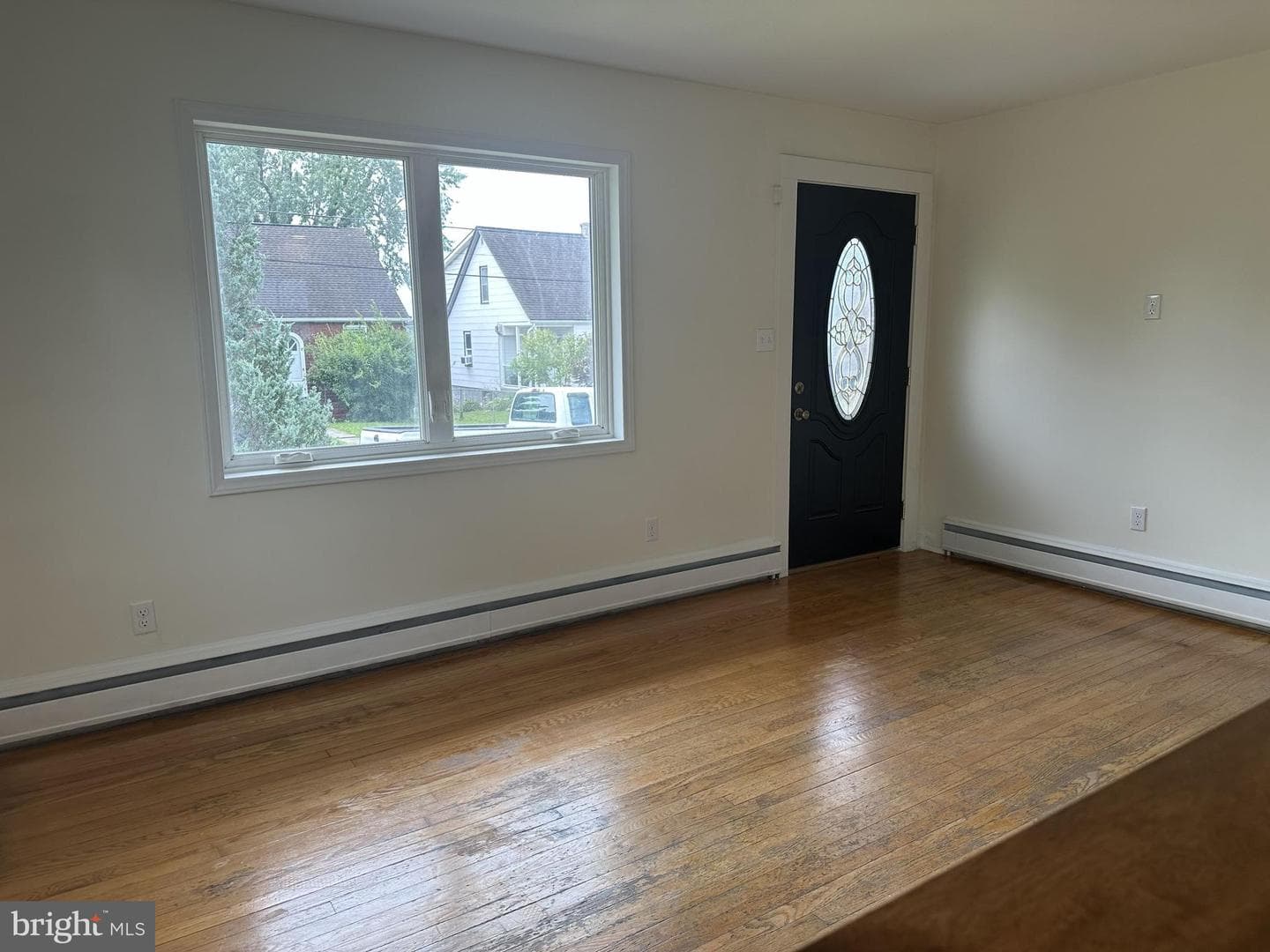 626 Elwood Street photo 11