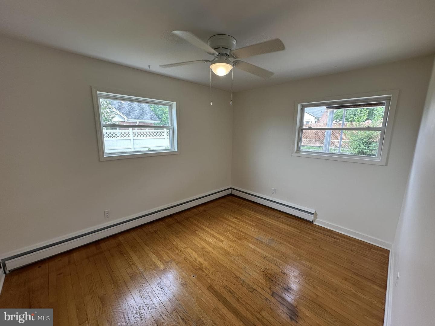626 Elwood Street photo 14