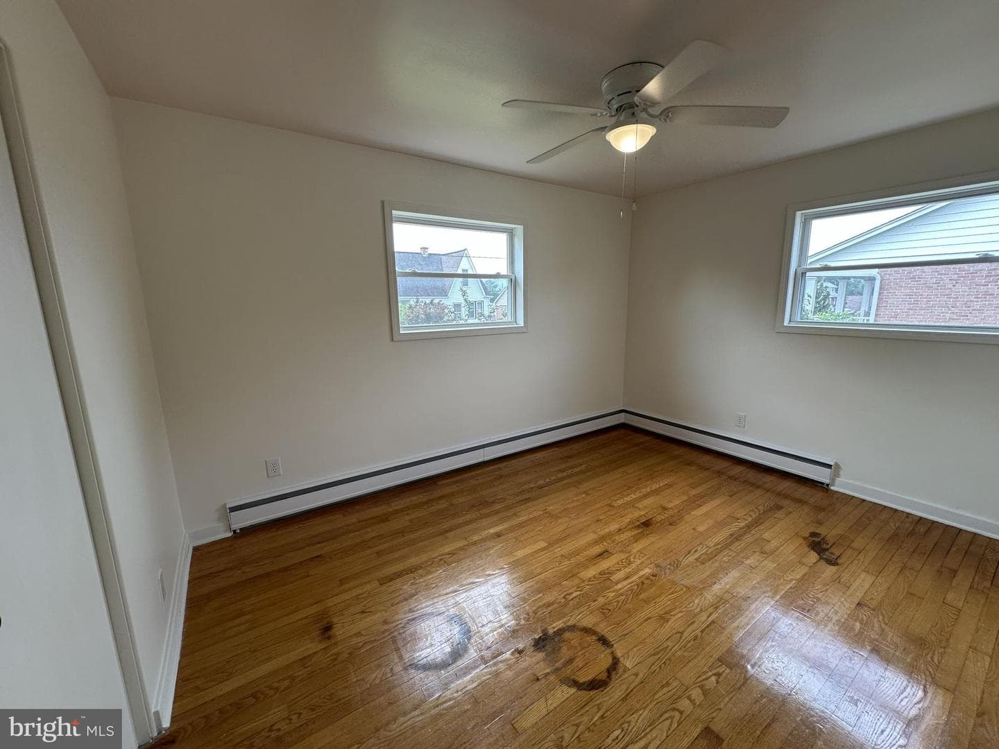 626 Elwood Street photo 19