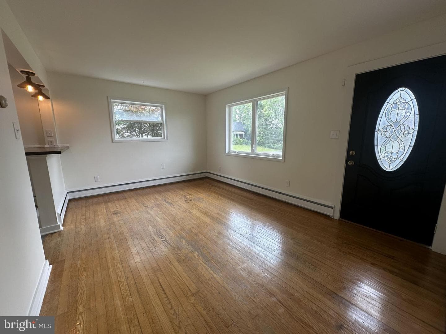 626 Elwood Street photo 9