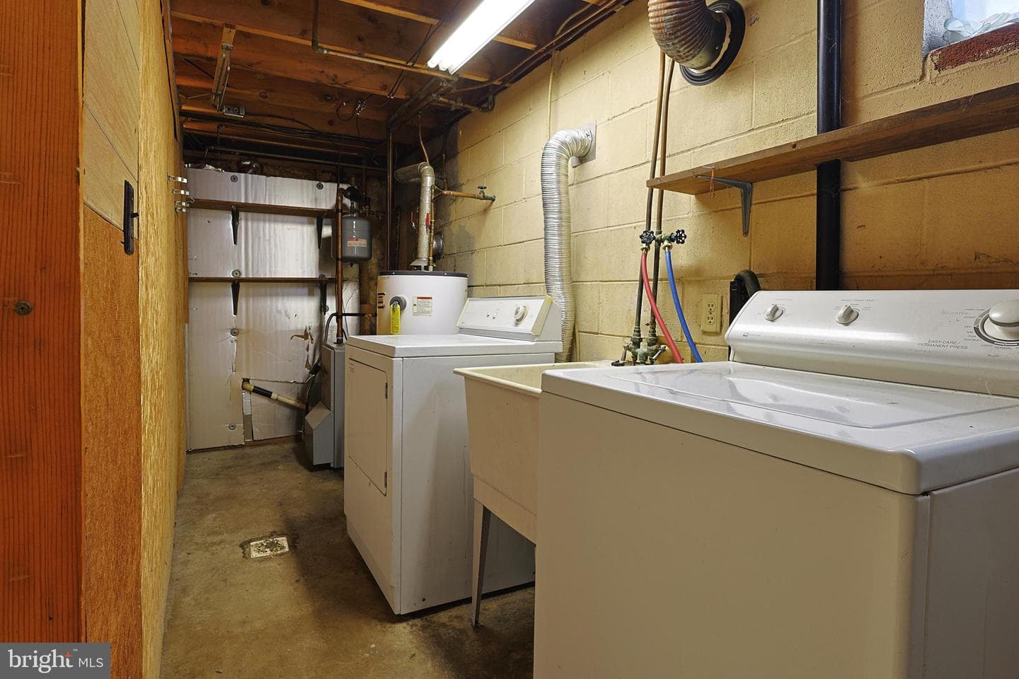 71 E Mechanic Street photo 28