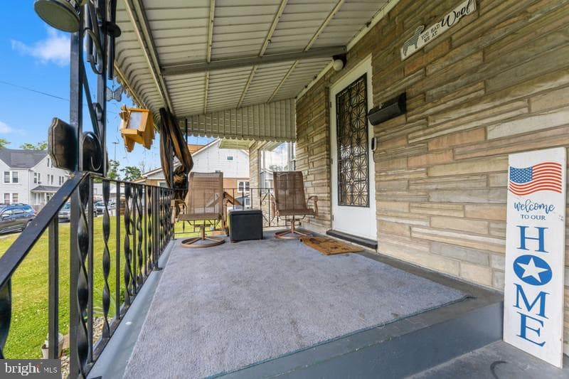 710 Lafayette Avenue photo 3