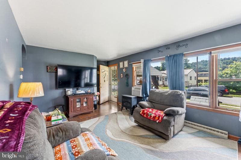 710 Lafayette Avenue photo 4