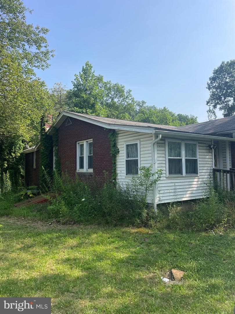 1147 Braddock Road, Lavale