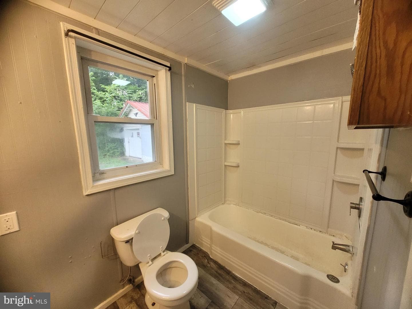 14507 Cedar Street photo 25