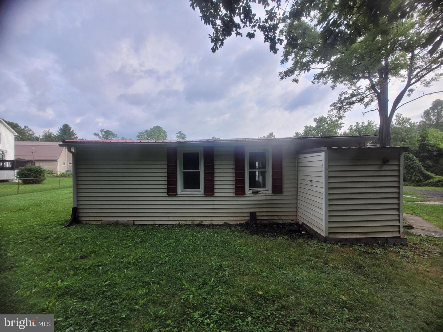 14507 Cedar Street photo 4