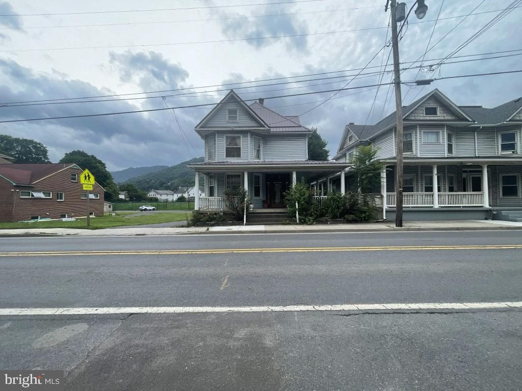 122 Church Street photo 1