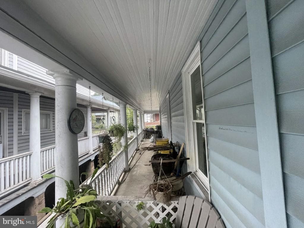 122 Church Street photo 5