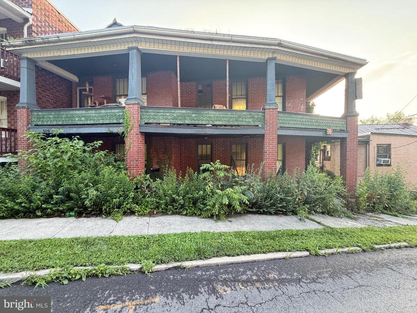 317 Williams Street photo 1