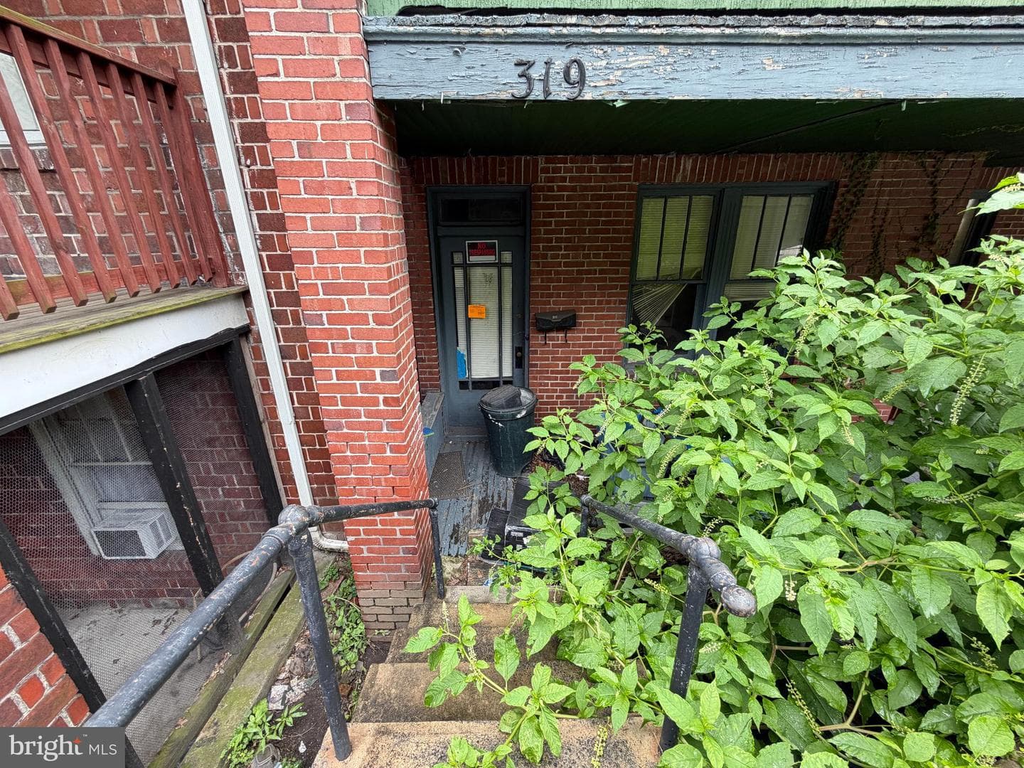 317 Williams Street photo 33