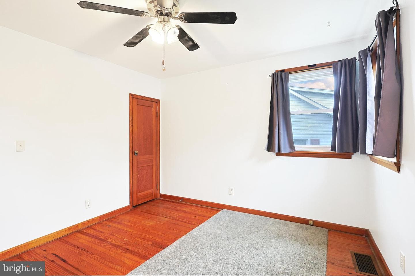 100 Braddock Road photo 11