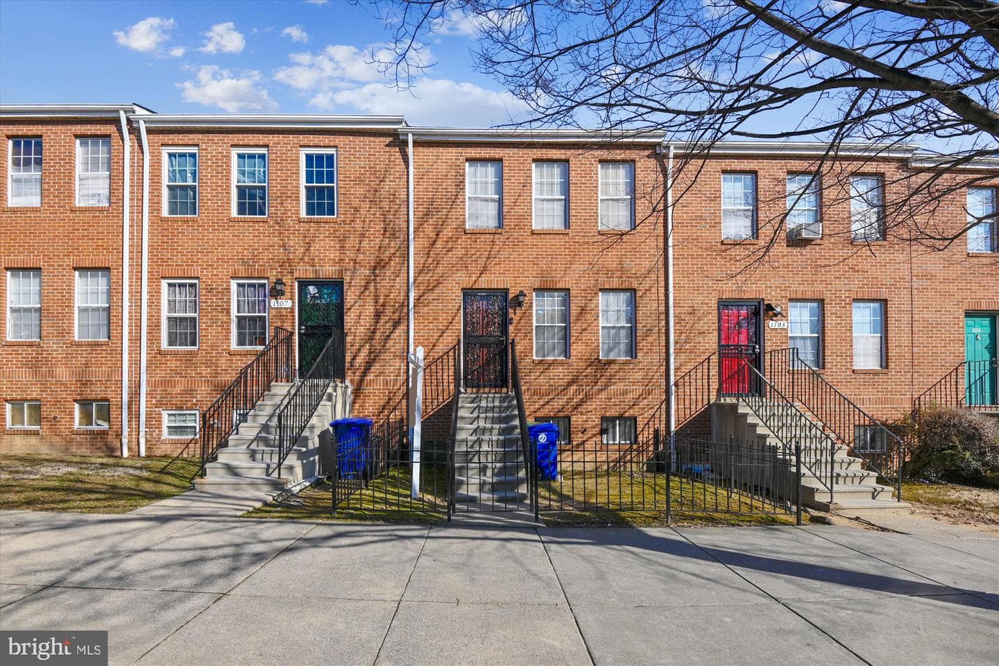 1105 N Central Avenue photo 2