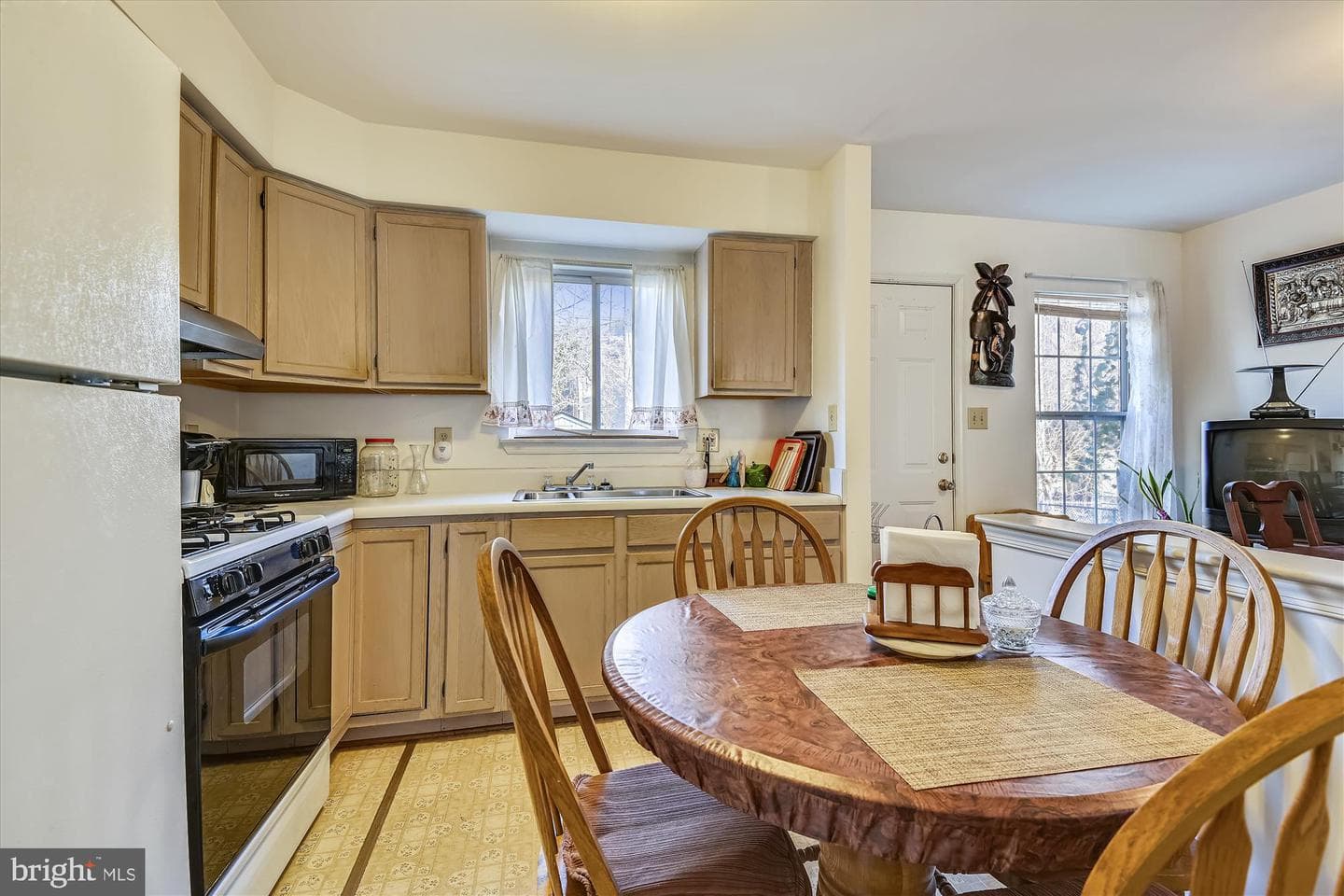 1105 N Central Avenue photo 8