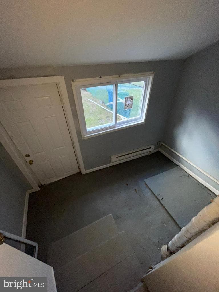 1014 N Warwick Avenue photo 13