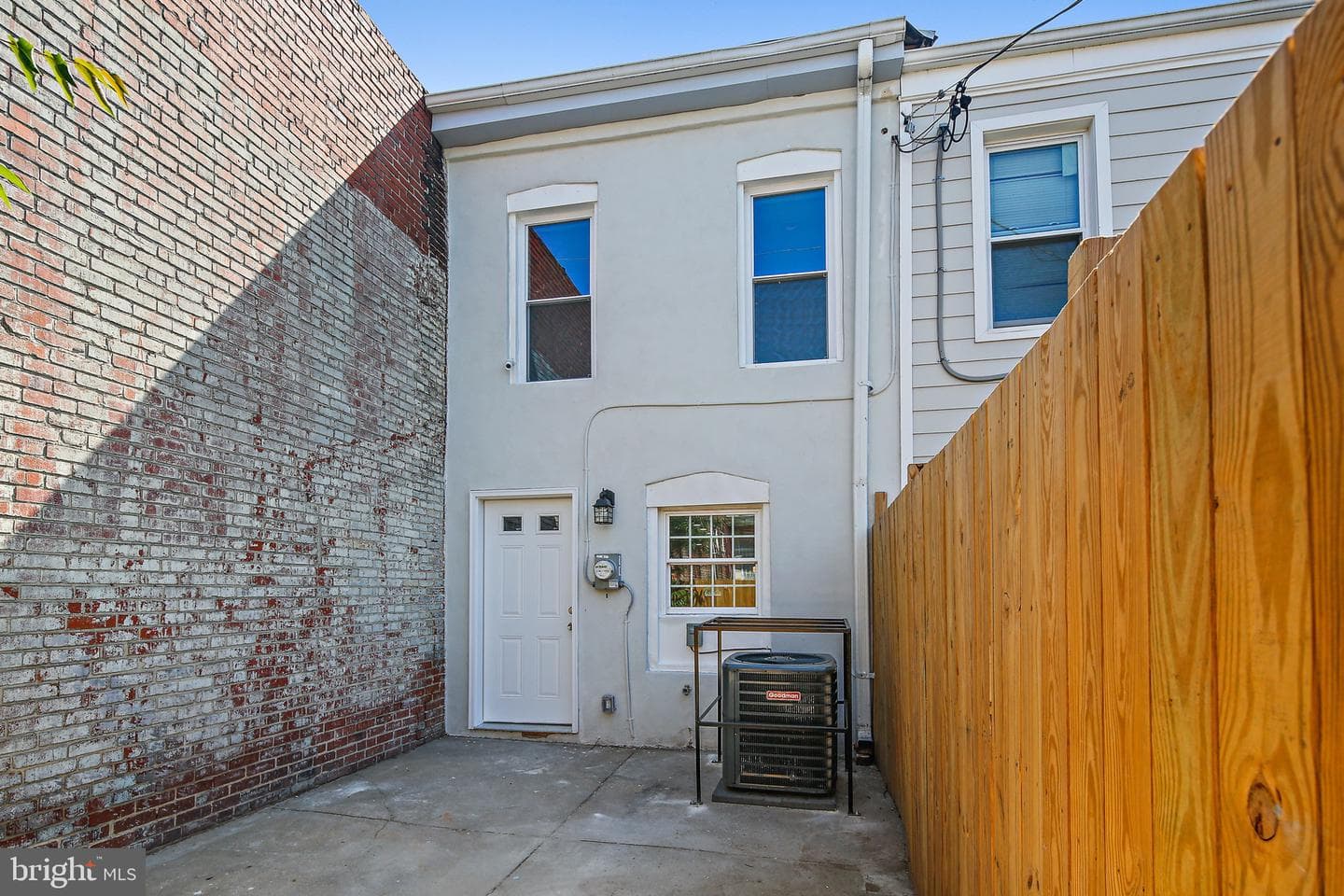 244 N Rose Street photo 14