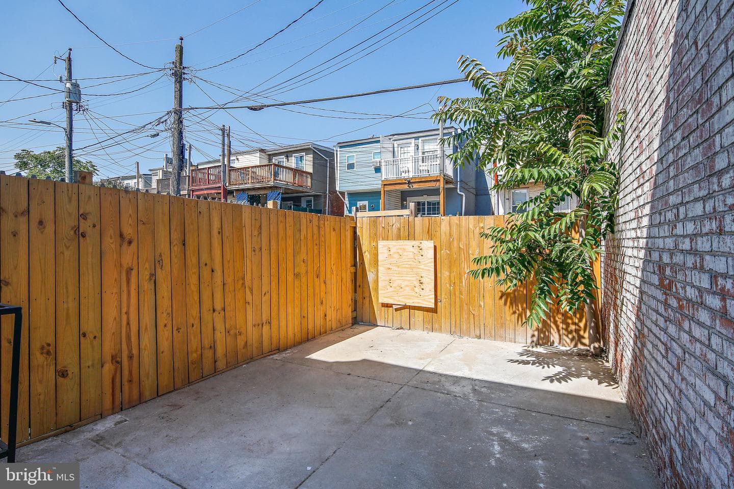 244 N Rose Street photo 25
