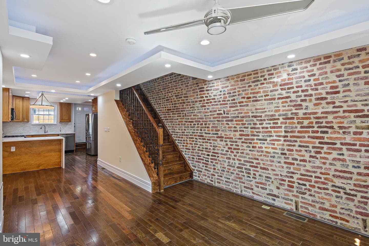 244 N Rose Street photo 4