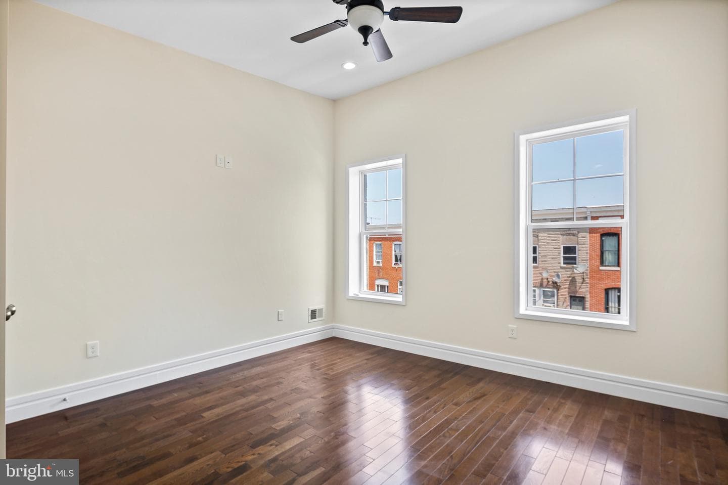 3321 E Baltimore Street photo 19