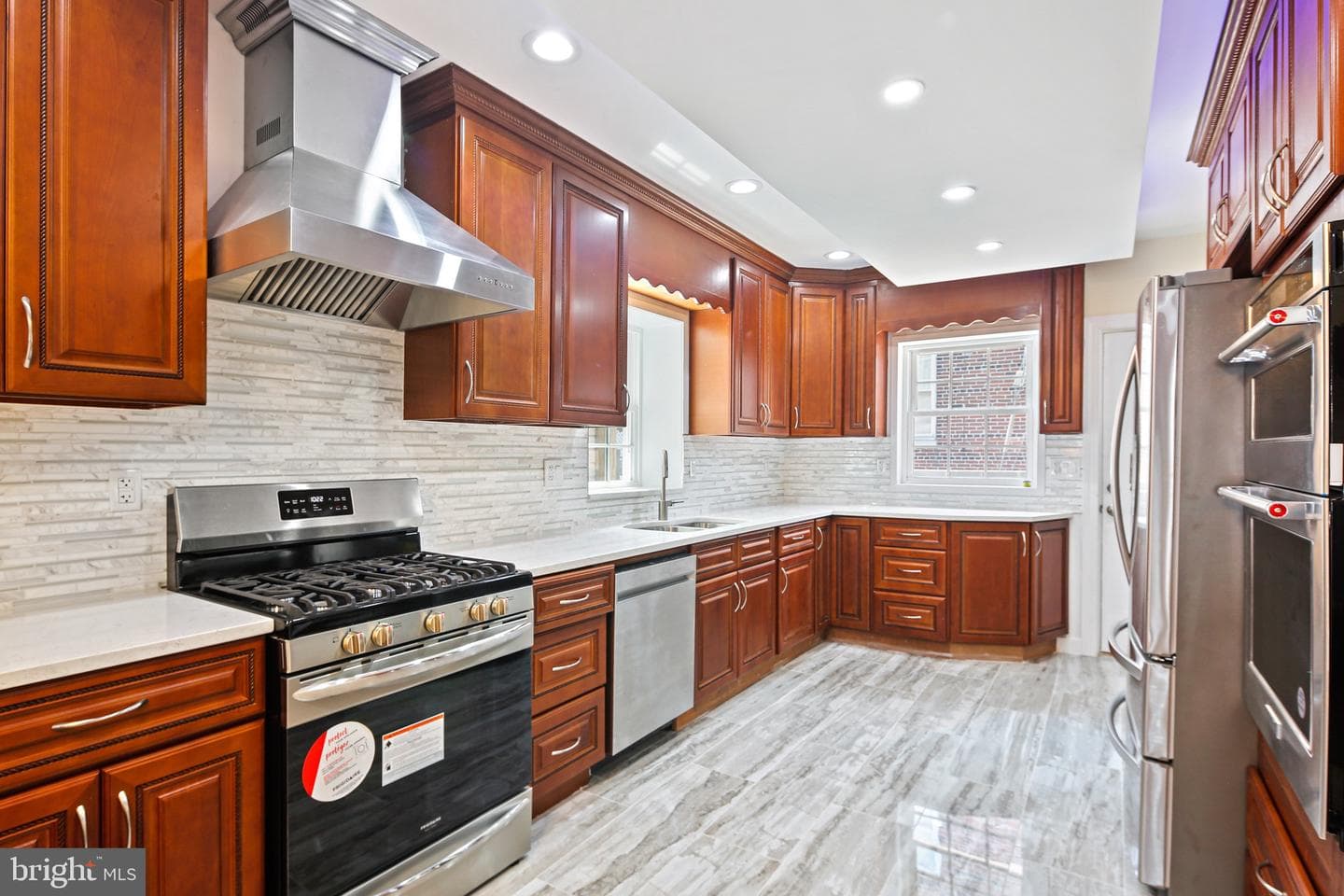 3321 E Baltimore Street photo 7