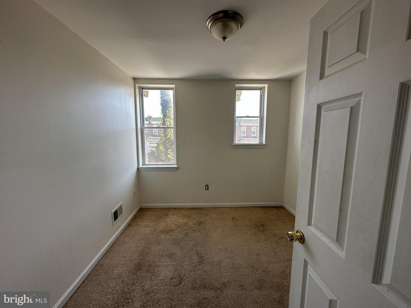 3416 Saint Ambrose Avenue photo 16