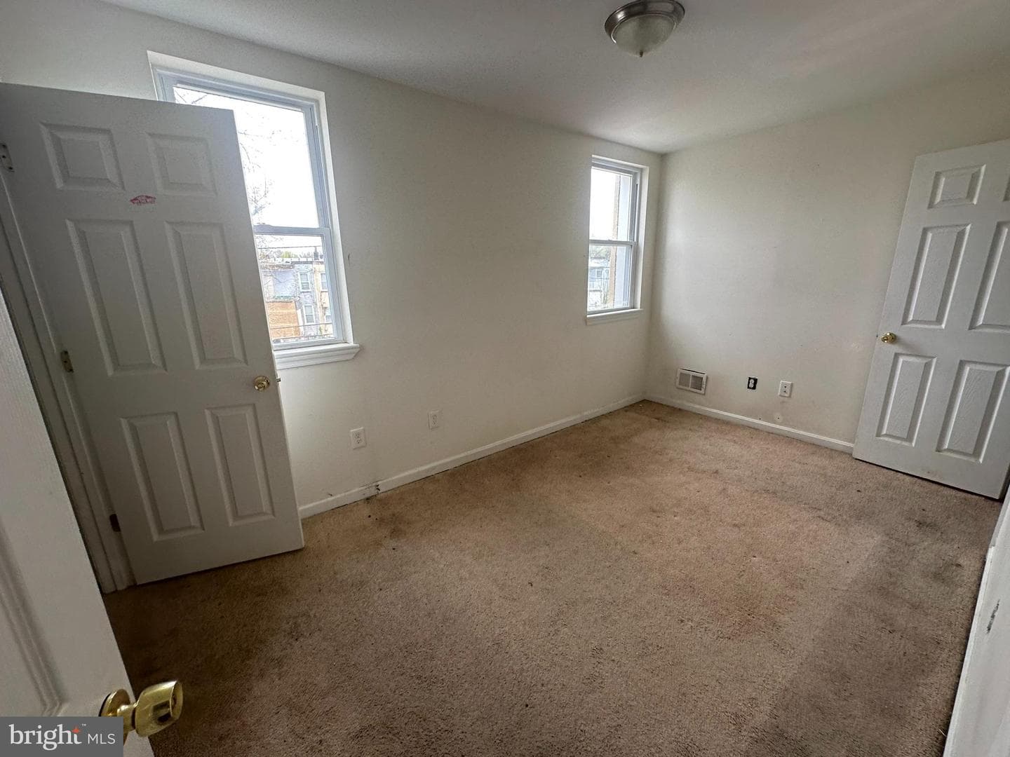 3416 Saint Ambrose Avenue photo 33